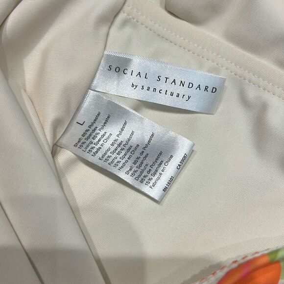 NEW Social Standard by Sanctuary Womens Button Front One-Piece Swimsuit Sz Large - Picture 9 of 10